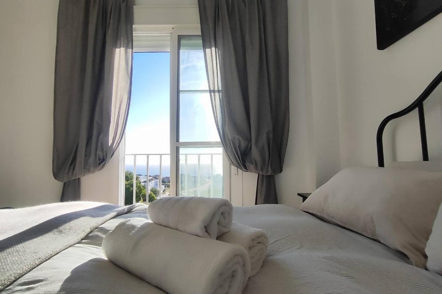 Ferienwohnung Atico Familiar Vistas Al Mar Manilva Exterior foto